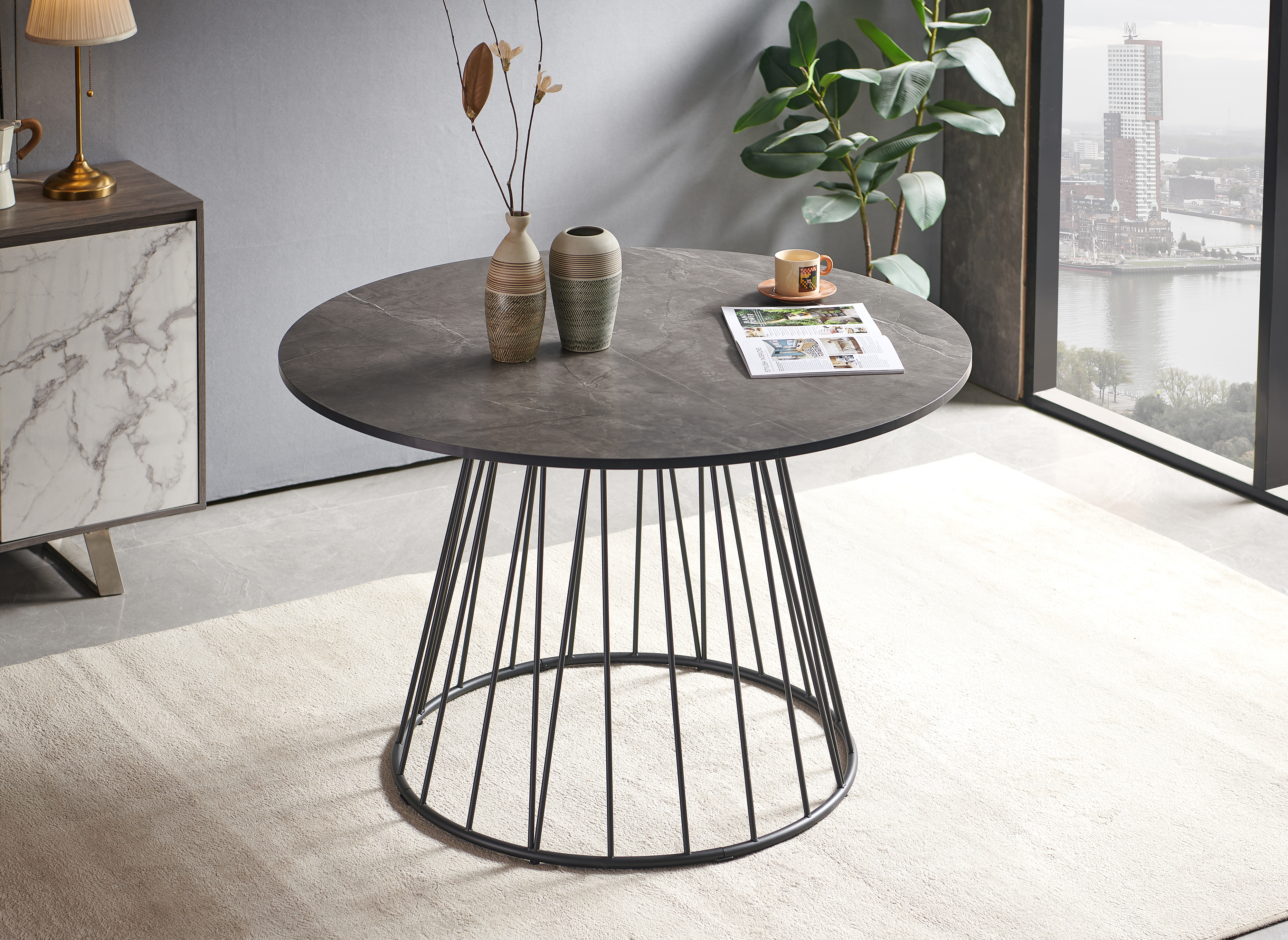 Table à manger ronde effet marbre gris pied en métal noir STELLA