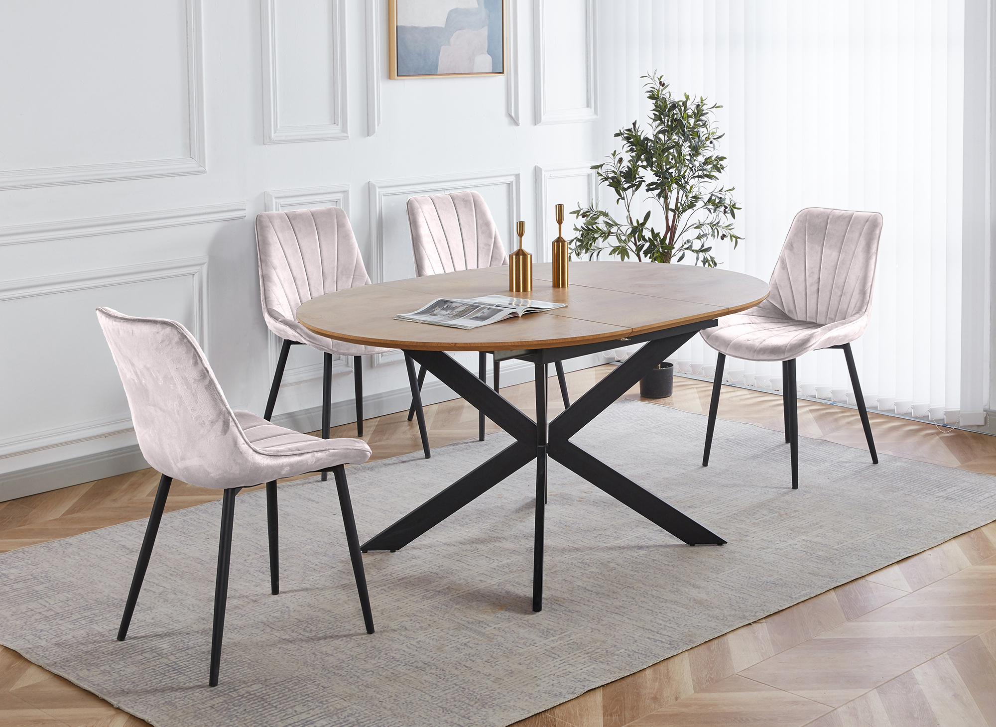Lot de 4 chaises design en velours beige ELOVA