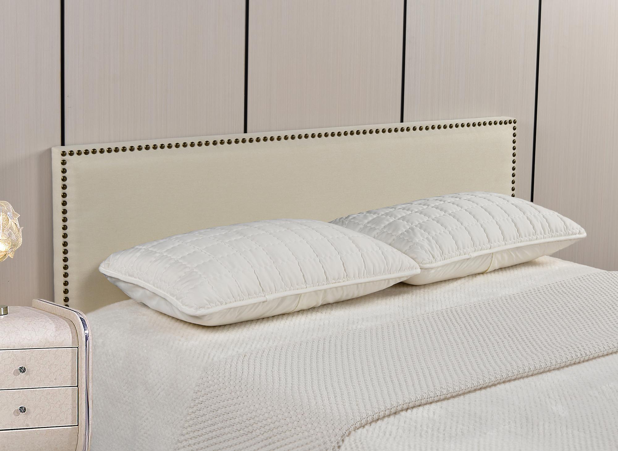 Tête de lit cloutée en tissu lin beige 160 cm LINDA