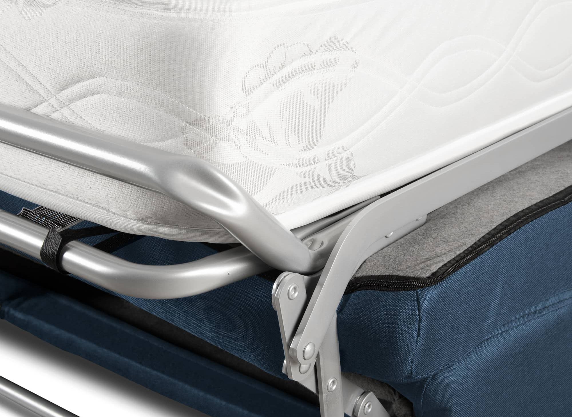 Canapé convertible 3 places LOUNA LUXE en tissu bleu denim ouverture express matelas 18 cm