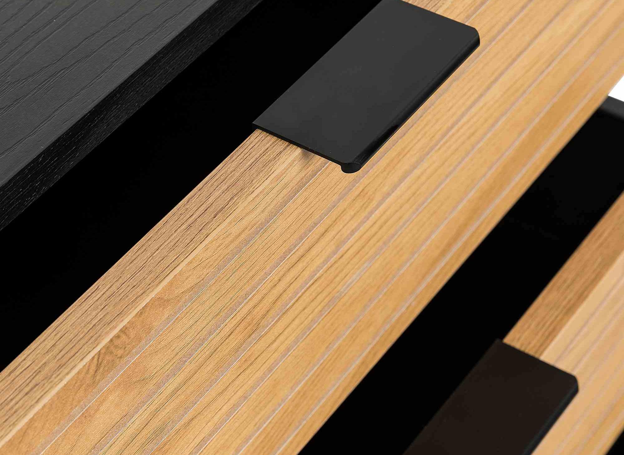 Commode 5 tiroirs en bois clair et métal noir TISSIA